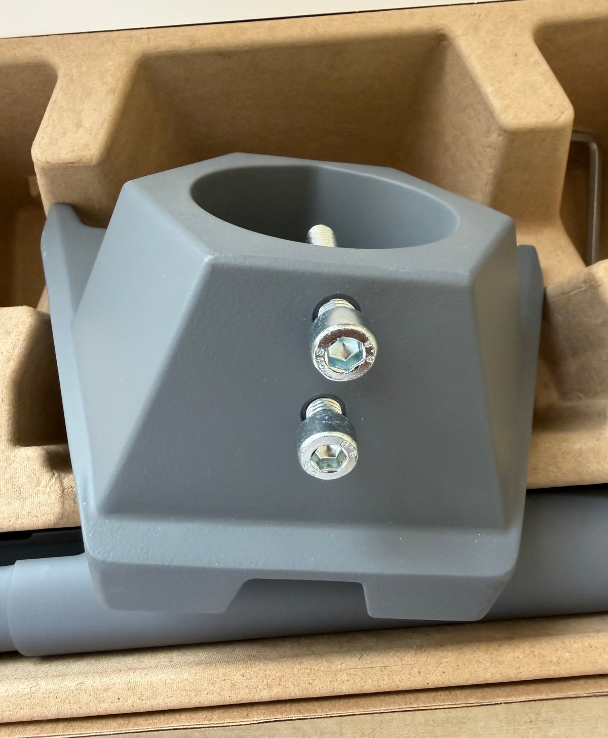 Standard to Standard Actuated Mount Adapter